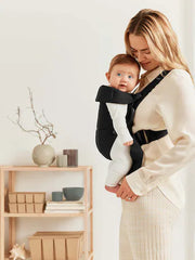 BABYBJÖRN - Kūdikių nešioklė - Mini Comfy cotton - Spalva - black