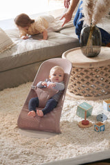 BABYBJÖRN gultukas - Spalva - Dusty Pink Mesh