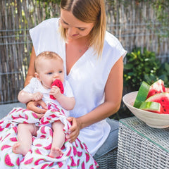 BABYONO bambukinis vystyklas kūdikiui su barškučiu - Watermelon- 536/04