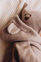 Wooly Organic flisinis kombinezonas su gobtuvu ir meškiuko ausytėmis GOTS, Light Taupe