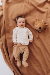 Wooly Organic muzikinis meškiukas, Caramel Brown