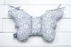 Mažylio pagalvėlė - drugelis Sleepee (pilka) - TipiTapi.lt